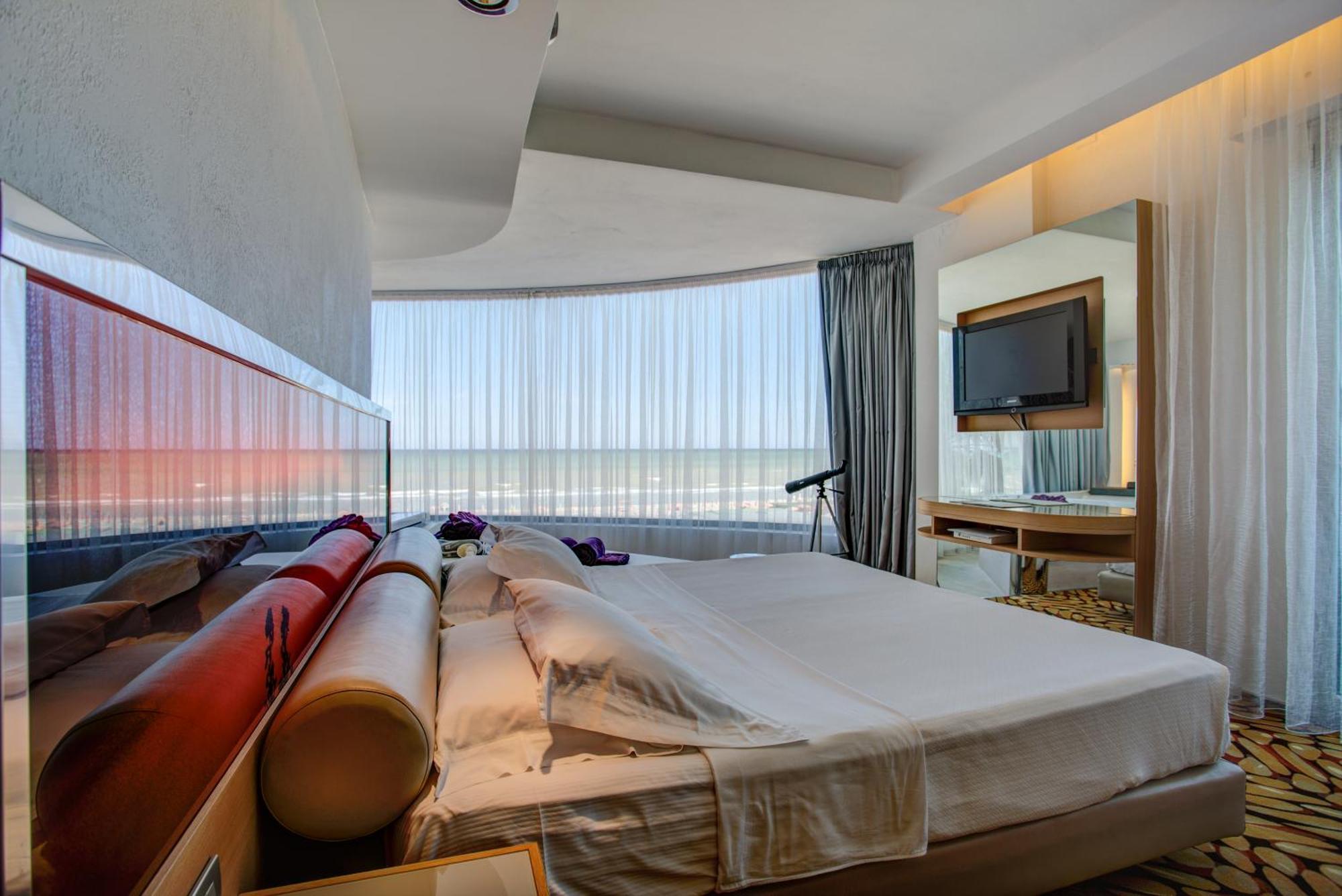 Hotel Waldorf- Premier Resort Milano Marittima Exterior photo